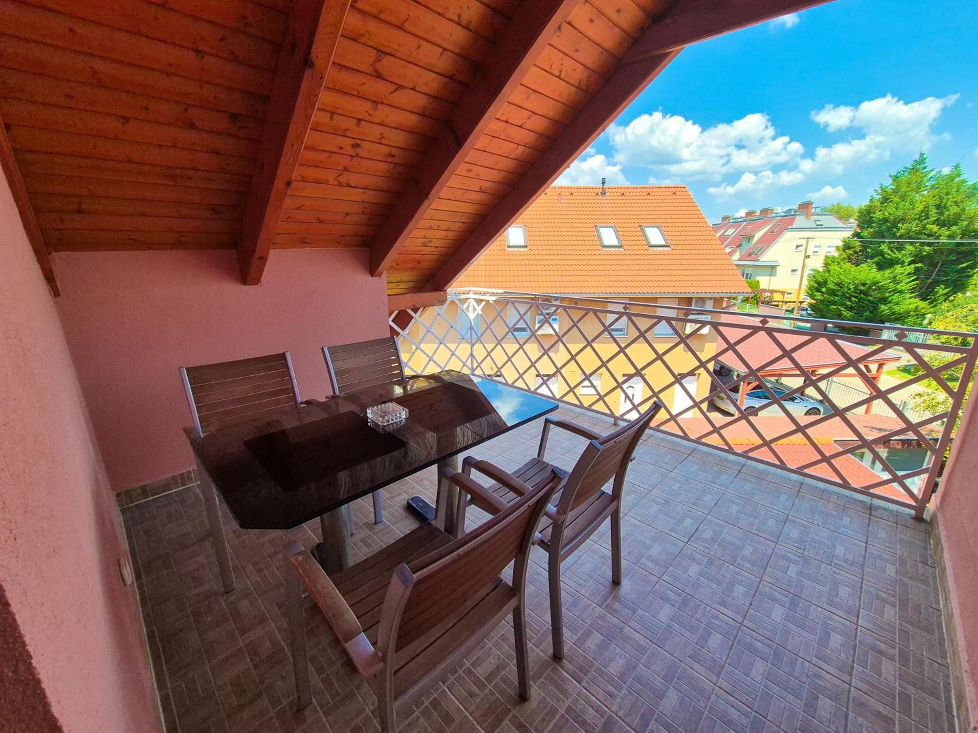 Ildiko Apartmanhaz Zamárdi Exteriér fotografie